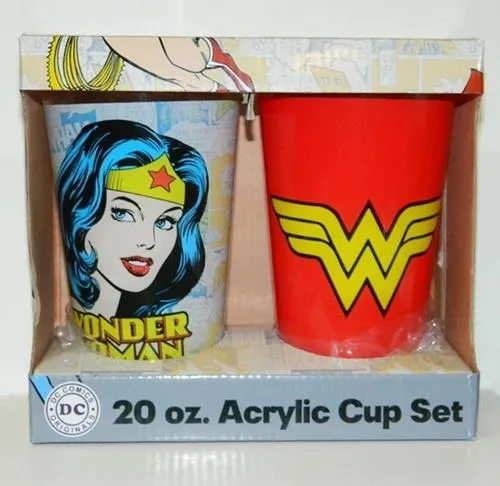 DC Wonder Woman Set of 2 Acrylic Cups / Lot de 2 tasses en acrylique