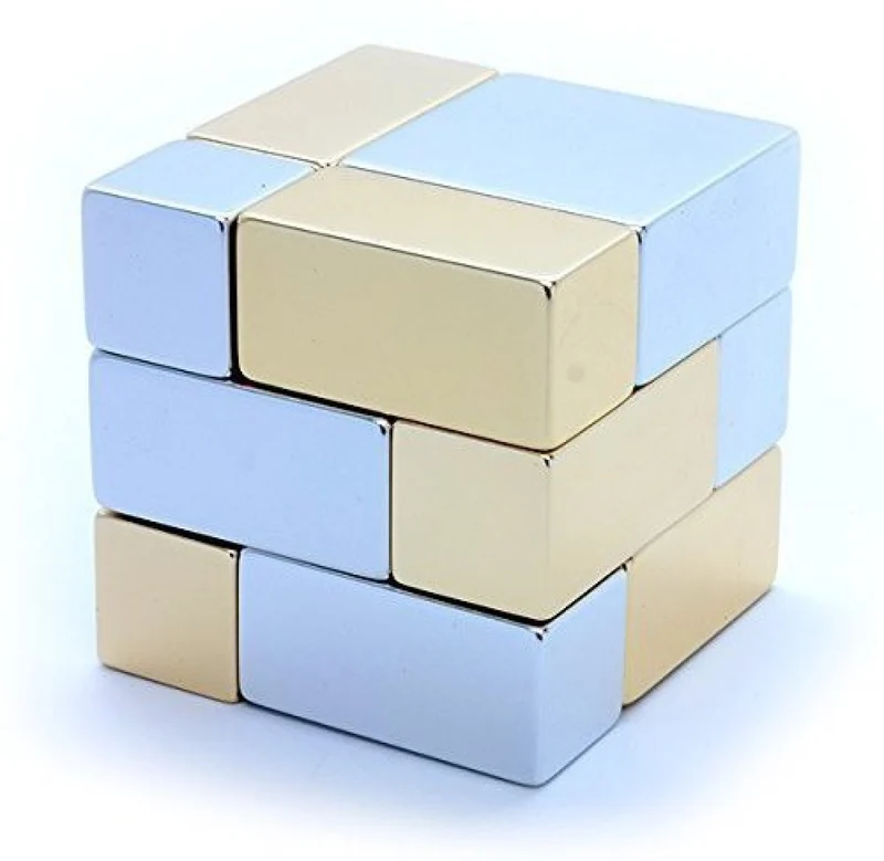 Playable Art Metal Cube (Gold/Silver) - Cube métallique (or/argent)