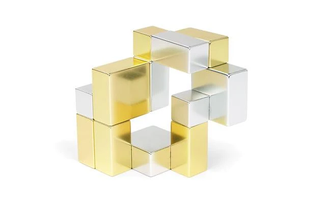 Playable Art Metal Cube (Gold/Silver) - Cube métallique (or/argent)