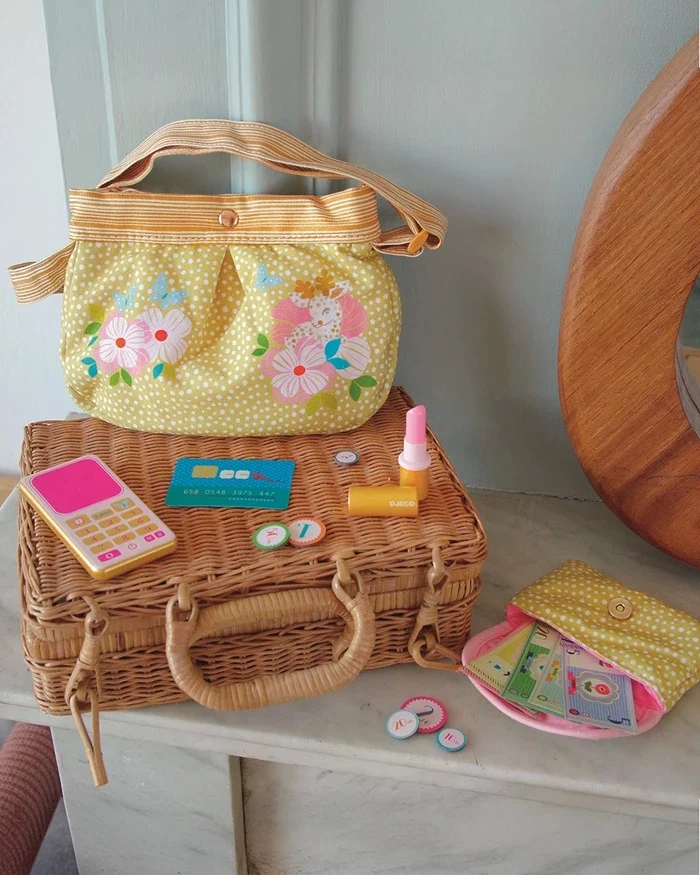 Sac & Accessoires Orelia Djeco – Jeu d'Imitation avec Sac à Main et Accessoires