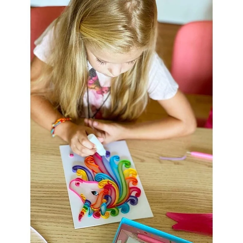 Coffret Quilling Licorne BOX CANDIY® – Kit Créatif Papier Enfant DIY dès 6 ans