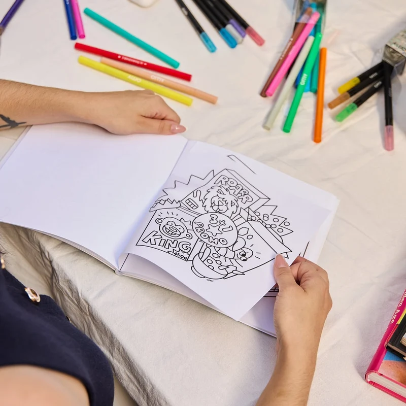 Cozy Art – Cahier de coloriage “Super Market” – 28 pages détachables kawaii (21×21 cm)