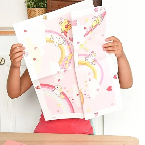 Poster Licornes enfant Poppik – 150 stickers – Activité créative inspirée Montessori (5–10 ans)