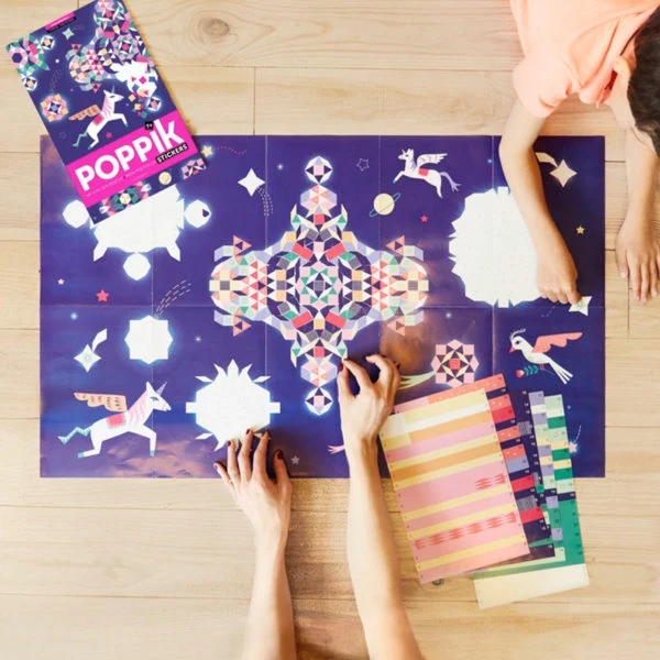 Poster Constellations enfant Poppik – 1000 stickers – Activité créative inspirée Montessori