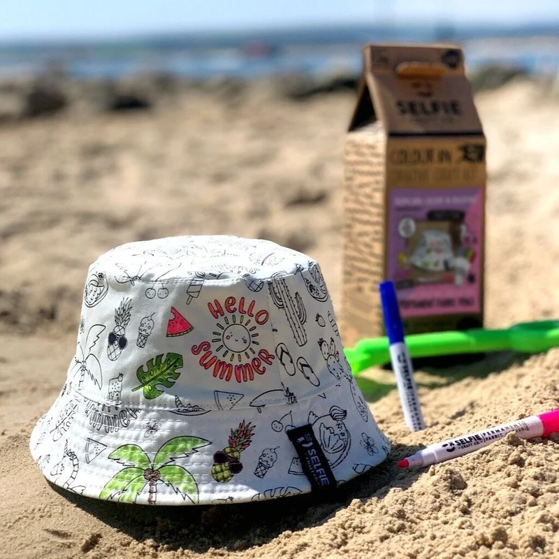 Chapeau de plage réversible Tropicorn à colorier – Kit créatif enfant 100% coton
