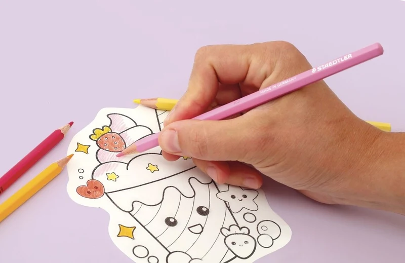 Kit Plastique Dingue Magnets Kawaï – 7 Aimants DIY à Colorier
