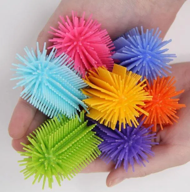 Spike Pencil Tops (Green) / Embouts de crayons (vert)