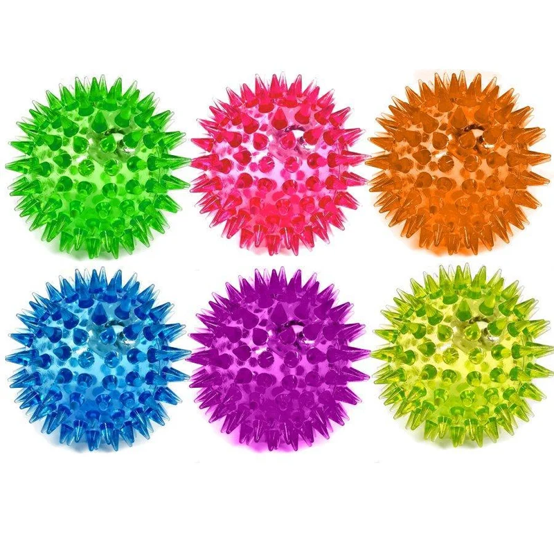 Spiky Sensory Squeaky Light-Up Ball (Green) / Balle sensorielle à picots, lumineuse et couinante (verte)