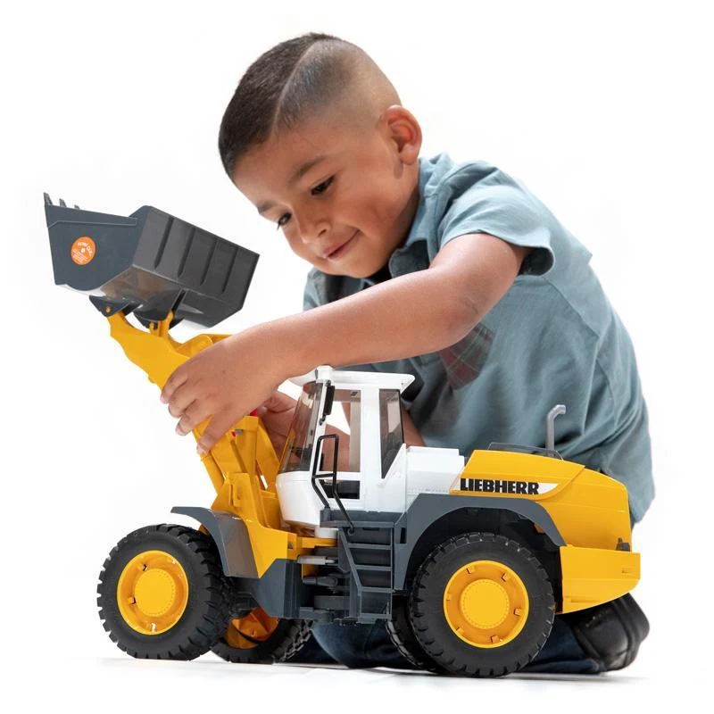 Bruder Articulated Road Loader Truck L574/Camion chargeuse articulée - 2430