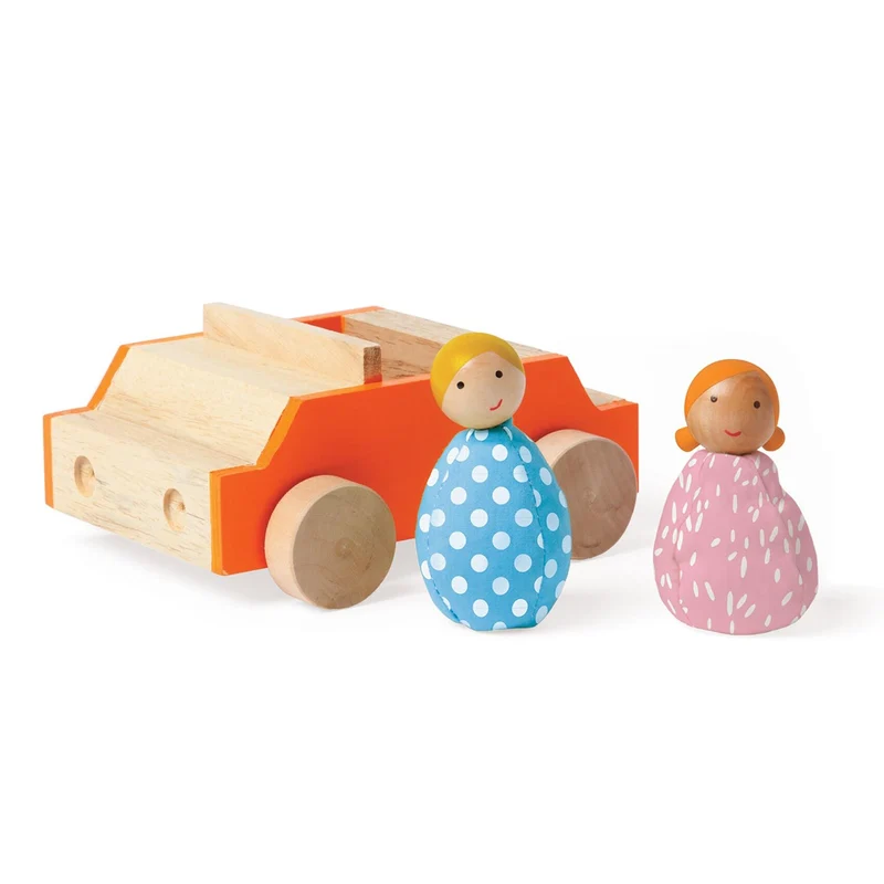 Manhattan Toy Mio Car and People / Voiture Mio et gens