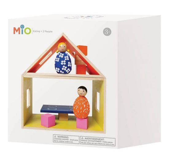 Manhattan Toy Mio House and 2 People / Mio House et 2 personnes