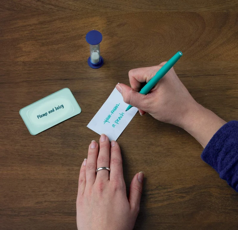 Keep It Clean Card Game / Jeu de cartes